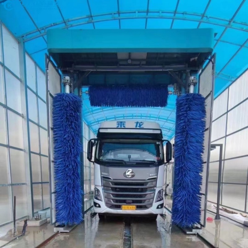 Système de lavage d'autobus électrique économe en eau avec consommation d'eau de 80L/voiture par contrôle PLC