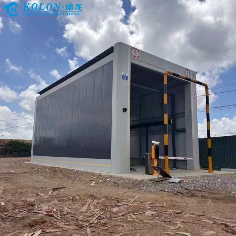 La machine à laver pour bus Kolon 67kw avec bouton d'arrêt de sécurité et vitesse maximale de lavage 7 bus/h